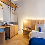 Balo Hotel