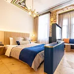 Balo Hotel 4*