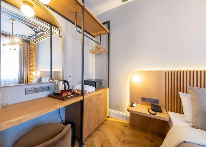 Balo イスタンブール